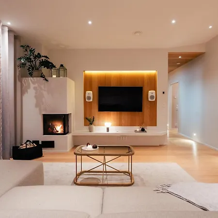 Lapland Riverside Escape Villa Rovaniemi
