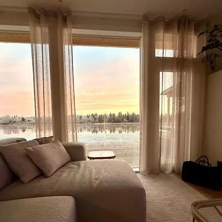 Villa Lapland Riverside Escape