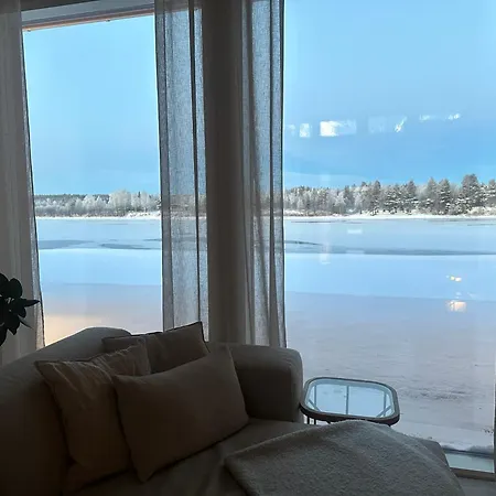 Lapland Riverside Escape *